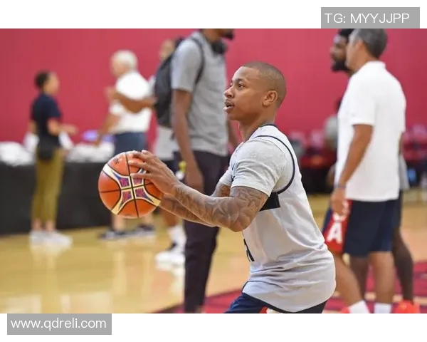 小托马斯复出首秀，开拓者遗憾不敌掘金，重燃希望与坚持的激情